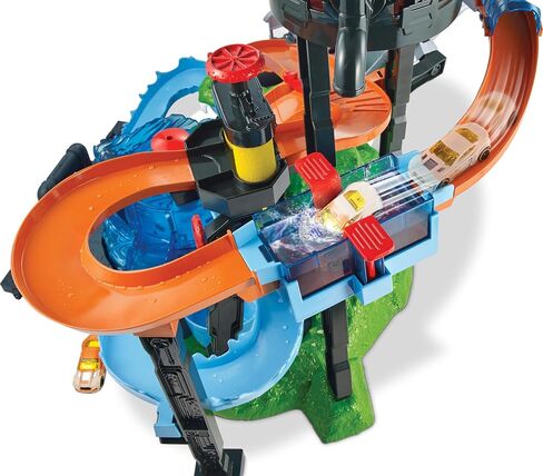 Hot Wheels City Car Wash and Giant Gator in Kuwait