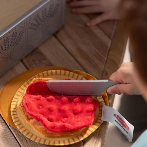 Melissa & Doug Make and Bake Pies Play Play مجموعة طعام وفرن خشبي مع عجينة اسفنجي للأعمار 3+ - FSC معتمدة in Saudi Arabia