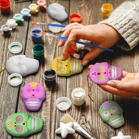Suzile 24 PCS Day of the Dead Sugar Skull Ceramic لطلاء الحلي من أجل الشجرة معلقة الهالوين غير مصممة DIY طقم الطلاء السيراميك جاهزة لطلاء السيراميك الحرفي in Kuwait