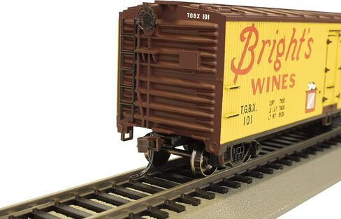 Bachmann Trains - 40 'Wood Side Reefer - Bright's Wines - Ho Scale in Saudi Arabia