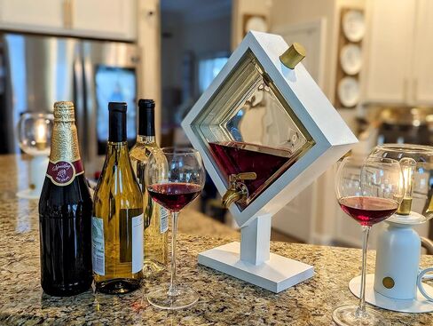 Whiskey/Wine Bourbon Decanter, Glass Block Design, Drink Dispenser in Saudi Arabia