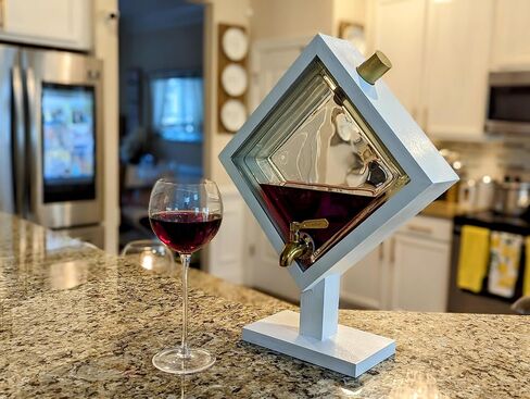 Whiskey/Wine Bourbon Decanter, Glass Block Design, Drink Dispenser in Saudi Arabia