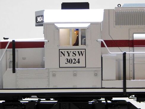 Susquehanna Legacy SD40-2#302 in Saudi Arabia