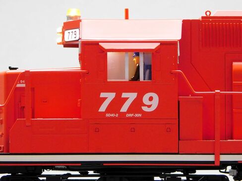 Canadian Pacific Legacy SD40-2 in Saudi Arabia