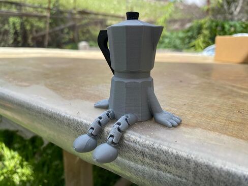 Quirky Moka Pot with Articulated Legs – 3D Printed PLA Shelf Decor | Funny Coffee Lover Gift | Poseable Coffee Figurine | Barista Desk Toy in Saudi Arabia