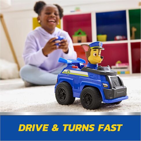 Paw Paw Patrol Chase RC Action Cruiser ، سيارة التحكم عن بُعد مع مصابيح LED ووحدة تحكم سهلة الإيقاع ، تظاهر لعب الأطفال للأولاد والبنات الذين تتراوح أعمارهم بين 3 وما فوق in Kuwait