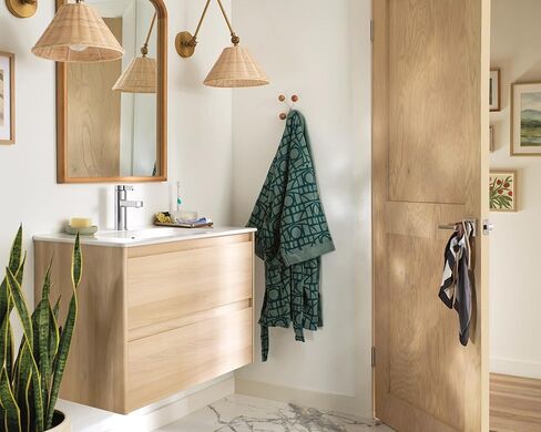 صنبور حمام Moen Beric Chrome ذو فتحة واحدة ومقبض واحد مع مجموعة تصريف ولوحة اختيارية لحوض الحمام الخاص بك، 84774 in Kuwait