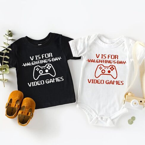 V هو لألعاب الفيديو Boys Valentines Day Shirt ، Gamer Boy Valentines Day Outfit ، Toddler Boy Valentines Day Shirt ، ملابس عيد الحب لصبي طفل. متعدد الألوان in Saudi Arabia