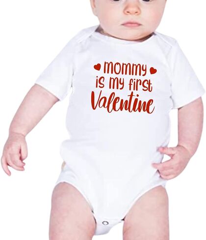Mommy هي أول طفل لي طفل Valentine ، وزي يوم الولادة الولادة عيد الحب ، و Toddler Boy Boy Day Shirt ، وزي يوم عيد الحب لصبي طفل. متعدد الألوان in Saudi Arabia