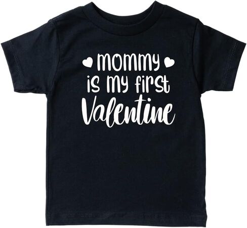Mommy هي أول طفل لي طفل Valentine ، وزي يوم الولادة الولادة عيد الحب ، و Toddler Boy Boy Day Shirt ، وزي يوم عيد الحب لصبي طفل. متعدد الألوان in Saudi Arabia