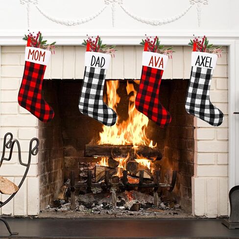 جوارب عيد الميلاد من Buffalo Plaid و Daddy ، والآباء الجدد ليكونوا هدايا عيد الميلاد ، وجوارب عيد الميلاد الشخصية للعائلة ، جوارب عيد الميلاد الكلاسيكية الممنوحة باللون الأحمر أو الأسود. in Saudi Arabia
