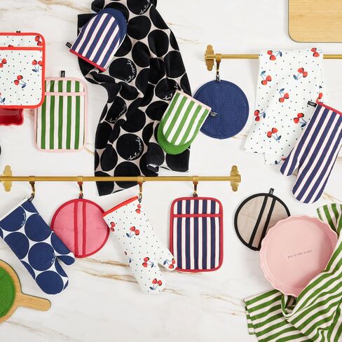 Kate Spade New York Cherry Dot Kitchen Fael ، Aven Mitt & Pot حامل 4 عبوات ، 17 "× 28" ، 7 "× 13" ، 7 "× 10" ، أبيض/أحمر/أزرق in Saudi Arabia