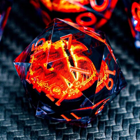 Aruohha DND Resin Dice يحدق بالعين الزهر السائل الأساسي Flaming RPG زهر حافل حافل مع مربع الهدايا ، مجموعة Polyhedral D و D Dice متوافقة مع Dungeons Dragons لعب لعبة D20 D12 D8 D8 D6 in Kuwait