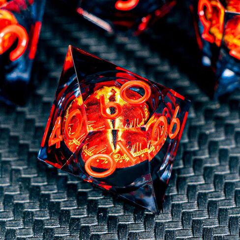 Aruohha DND Resin Dice يحدق بالعين الزهر السائل الأساسي Flaming RPG زهر حافل حافل مع مربع الهدايا ، مجموعة Polyhedral D و D Dice متوافقة مع Dungeons Dragons لعب لعبة D20 D12 D8 D8 D6 in Kuwait