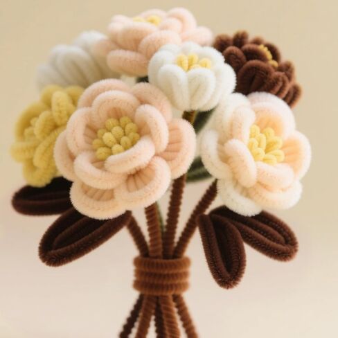 ASTARON 521 Pcs Pipe Cleaners Craft Set, 5 Colors Pipe Cleaners Bulk Pastel Chenille Stems for Craft Pipe Cleaner Flowers Making Kit with Floral Wires, Gardening Tape (Red Pink Series) in Saudi Arabia