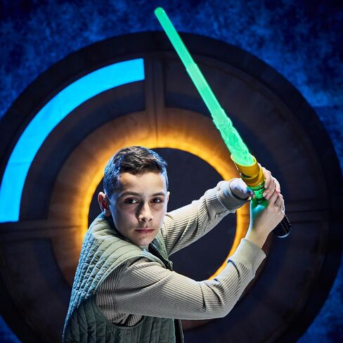Star Wars Power Crystal Lightsaber ، 7 ألوان و 10 بلورات ، 50+ مجموعات متغيرة للألوان ، أضواء وأصوات ، ألعاب للبنين والبنات الأعمار 4+ in Saudi Arabia