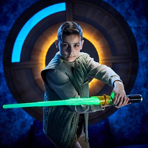 Star Wars Power Crystal Lightsaber ، 7 ألوان و 10 بلورات ، 50+ مجموعات متغيرة للألوان ، أضواء وأصوات ، ألعاب للبنين والبنات الأعمار 4+ in Saudi Arabia