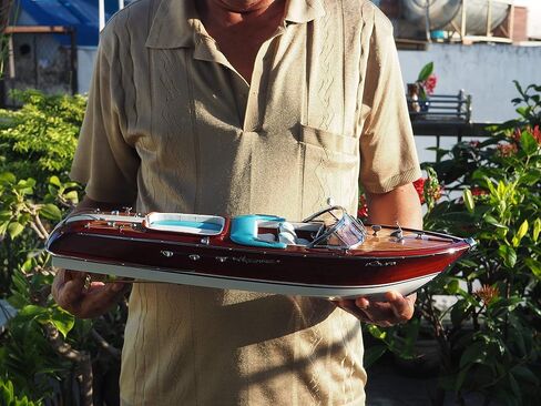 Riva AQUARAMA 21" (53 cm) Wood Boat Model Fully-Assembled in Saudi Arabia