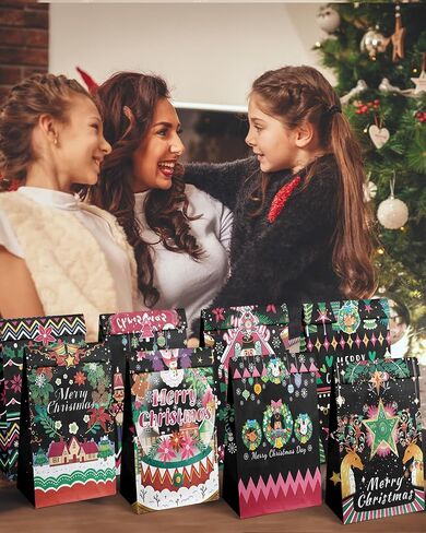 QIQEE 32PCS عيد الميلاد TEACUP Bear Bear Paper Beacs مع 32 ملصقًا 5 "x3" x9.5 "Mini Xmas Party Candy Goodie Snack Facs in Saudi Arabia