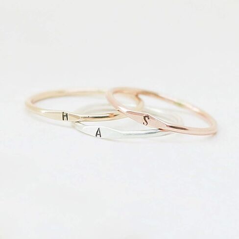 الحلقة الأولية. خاتم شخصي. حلقة خطاب قابلة للتكديس. الوردة أو الفضة أو الذهب. حلقة مكدس واحدة مخصصة. هدية لها. رنين الأمهات القابل للتكديس. أفضل الأصدقاء رنين. in Kuwait