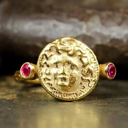 Caprixus 925 Sterling Silver Signet Ring Medusa Coin 24K Gold Vermeil Designer Rings Handmade for Women Hammered Diamond Cut Red Zirconia Zirconia Murkish Gine Jewelry in Kuwait