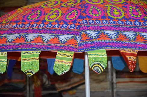 Garden Umbrellas-Garden Parasol Umbrellas, Patio Umbrellas, Handmade Umbrellas, Decorative Umbrellas for Bridal Shower, Outside Umbrella for Garden, Wedding Party Umbrella (Multi Color Peacock) in Kuwait