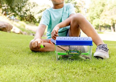Wild Adventure Bug Catcher and Critter Shack Includes Tweezers and Magnifying Glass, Stem Toy Habitat for Indoor/Outdoor Insects, Educational Learning 3+ in Saudi Arabia