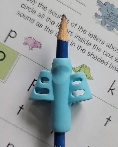 Pencil Grips for Kids Handwriting Pencil gripper Pencil Holder Posture Correction Training Writing AIDS for preschooler Kids toddler Children Special Needs Multi-Choice (8 Pack) in Saudi Arabia