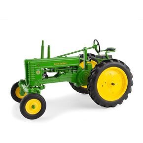 John Deere 1/16 Scale Model BW Styled FFA Tractor in Saudi Arabia