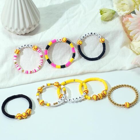 40PCS Sports موضوع أساور سحر ، الأساور الممتدة الطين قابلة للتكديس ، والأساور المرنة الطبقات الرياضية الحفلات تفضل المجوهرات للمراهقين للنساء الرجال in Kuwait