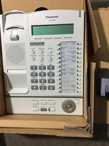Panasonic KX T7633 - الهاتف الرقمي الأبيض in Saudi Arabia