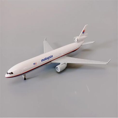 ZEZEFUFU 1/400 Scale Airplane Model Malaysia MD-11 Airplane Alloy Plane Model for Collection with Display Stand Toys in Saudi Arabia