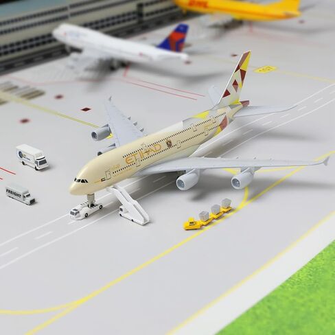 20cm Diecast Alloy 1/300 Scale Itihad Airlines A380 نموذج محاكاة نهائي جديد in Saudi Arabia