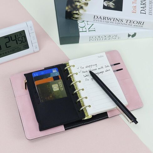 Koqye A7 Leather Binder 6 حلقات مع جيب سستة ، وتشمل مقاولات وإيجاد ملصقات ، وغطاء مخطط قابلة لإعادة التعبئة الأسود مع جيوب (أسود & وردي) in Saudi Arabia