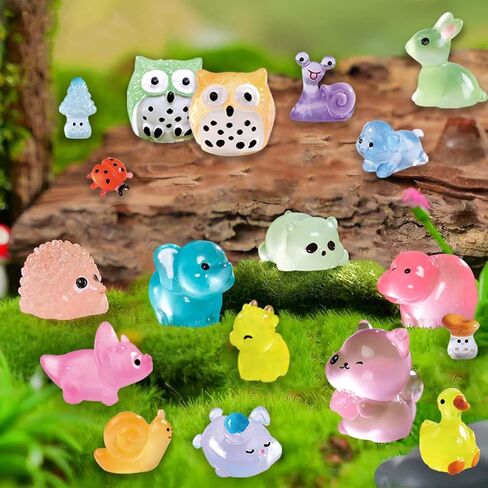 130 PCS Glow-in-the-dark حيوانات راتنجات صغيرة مضيئة التماثيل الحيوانية المصغرة حيوانات صغيرة لإخفاء شخصيات صغيرة صغيرة للحيوان in Kuwait