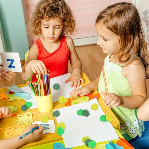 60pcs St. Patricks'day Mini Shamrock Erasers Irish Lucky Clover College Collection Rasers لجوائز الفصول الدراسية السائبة جوائز مكافآت الواجبات المنزلية ، 3 ألوان in Saudi Arabia