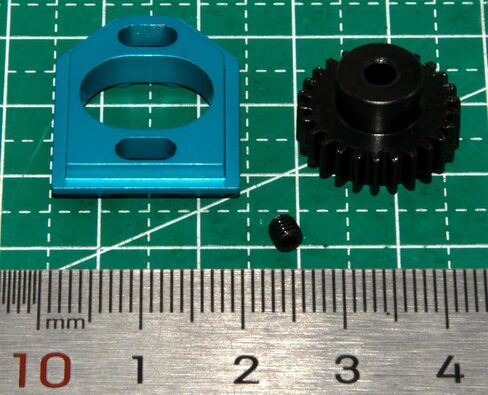 Motor Mount & Gear متوافق مع 1/16 MJX Hyper GO 16207 16208 16209 16210 1/14 14209 14210 14211 14301 14302 14303 RC RC CAR MATER MOTOR PINION GEAR Part (Titanium) in Kuwait