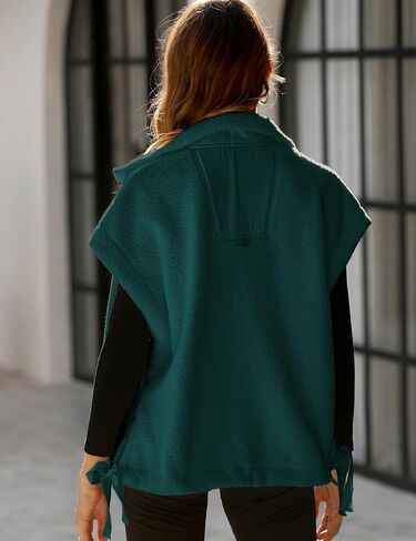 سترة نسائية من الصوف الغامض مقاس كبير بدون أكمام سترة شيربا دافئة بأزرار سفلية ملابس خارجية مع جيوب in Saudi Arabia