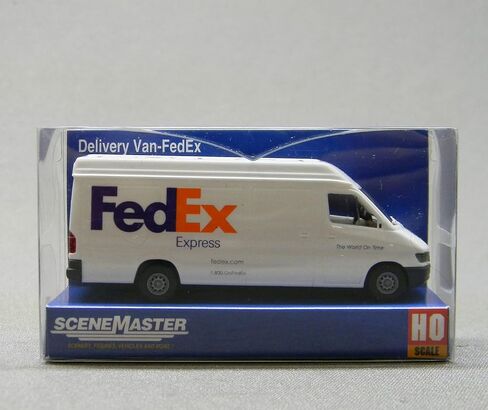 Walthers HO Scale SceneMaster Service & Delivery FedEx Van-Ex W949-12203 in Saudi Arabia