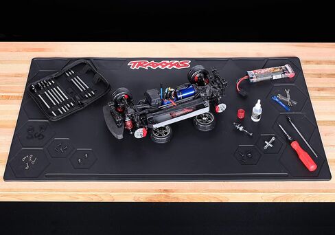 Traxxas 3426 - Pit Mat, Rubber, 36x20x0.25 in Saudi Arabia
