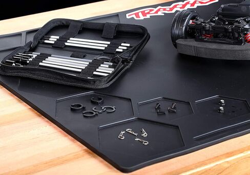 Traxxas 3426 - Pit Mat, Rubber, 36x20x0.25 in Saudi Arabia