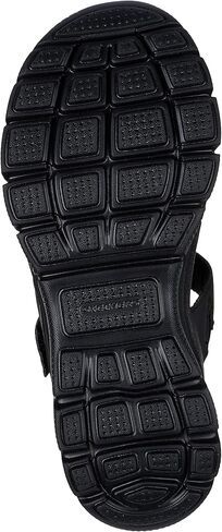 صندل نسائي من Skechers سهل الانزلاق in Saudi Arabia