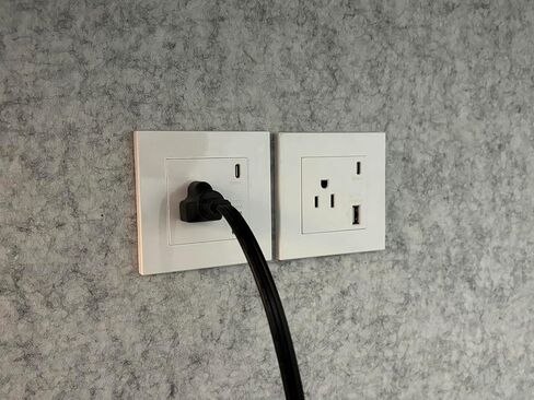 Gearonic Solo Office Sound Sound Bod Pod Privacy و Mobile Roller مع مكتب وضوء LED والمشجعين ومنافذ USB AC (أبيض) in Kuwait