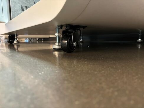 Gearonic Solo Office Sound Sound Bod Pod Privacy و Mobile Roller مع مكتب وضوء LED والمشجعين ومنافذ USB AC (أبيض) in Kuwait