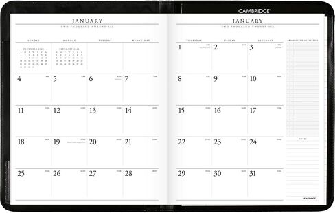 AT-A-Glance Executive® 2026 Padfolio الشهرية ، الأسود ، كبير ، 9 "× 11" in Kuwait
