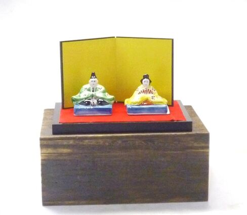 百華園 Kutani Hinamatsuri Sitting Kinzakura No. 2 En in Saudi Arabia