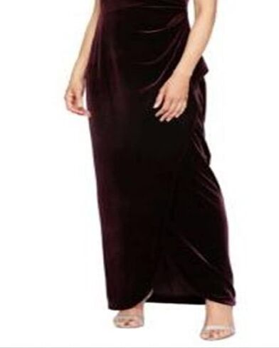 Alex Evenings Women's Long Sleeveless Velvet Dress in Kuwait