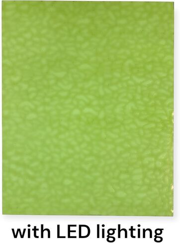 ورقة زجاجية ملطخة Wissmach وزجاج الفسيفساء: Medium Olive Green English Huffer (8 "x6" -1 sheet) | برعاية Binari Glass Studio in Kuwait