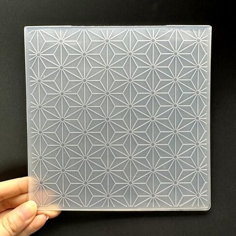 قالب مجلد 3D Tlass Plastic Template خطوط سداسية الملمس 5.91x5.91 بوصة لصنع البطاقات تصنع الورق الورق المصنوع يدويًا مصنوعة يدويًا لمستلزمات الفنون in Kuwait