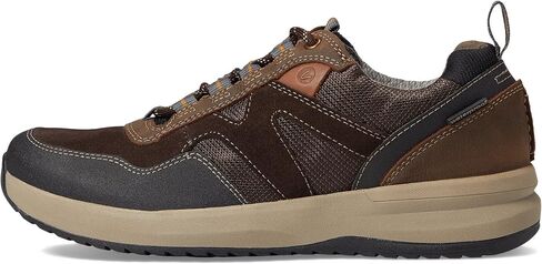 حذاء Wellman Trail Ap المقاوم للماء للرجال من Clarks in Kuwait